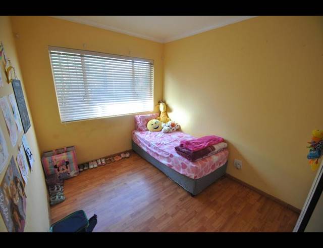 2 BEDROOM APARTMENT FOR SALE IN MULBARTON